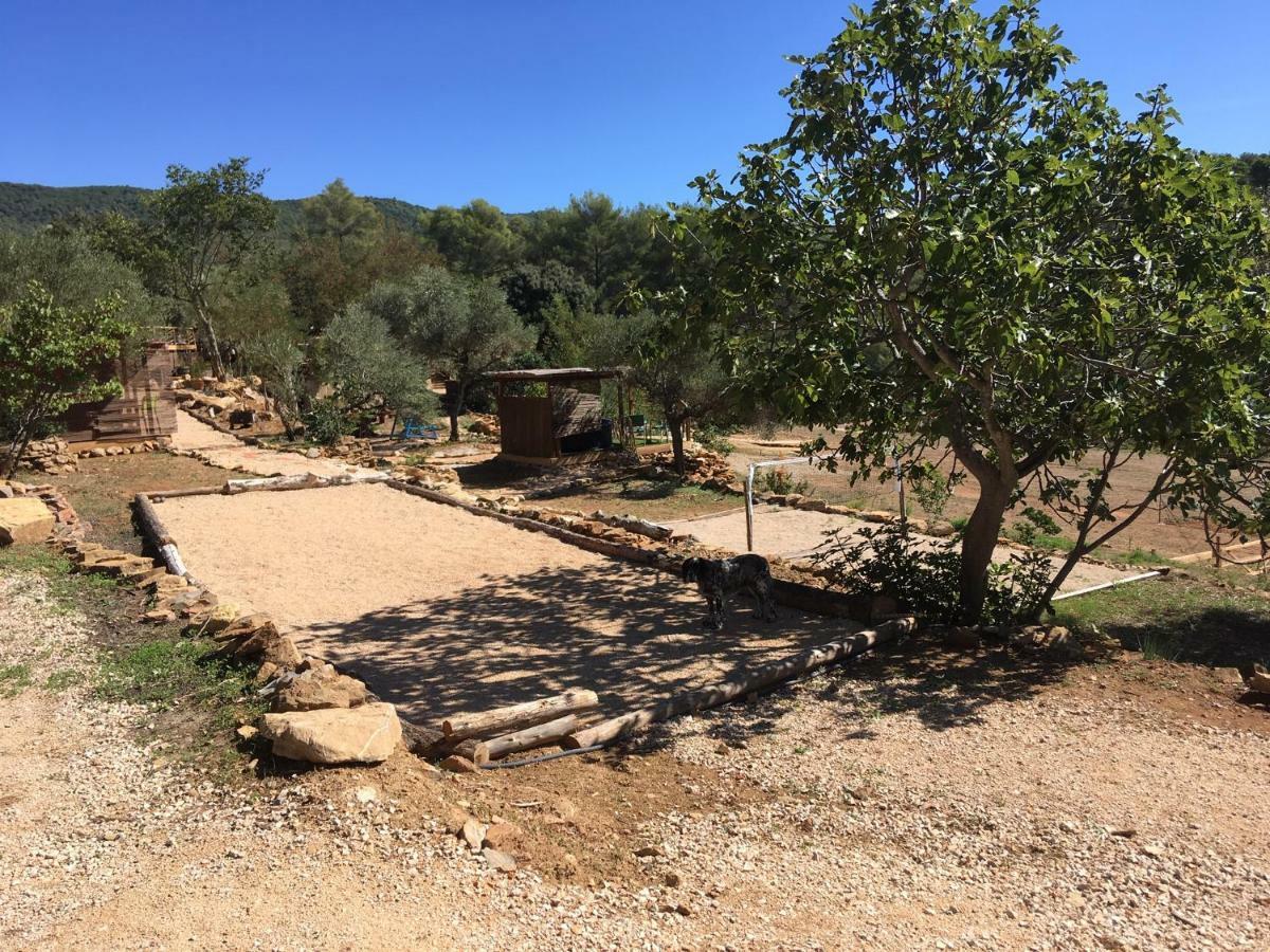 Arche De Noe Atypique, Boheme , Nature, Piscine Chauffee De Paques A Toussaint , Spa , Sauna , Loisirs Le Beausset Dış mekan fotoğraf
